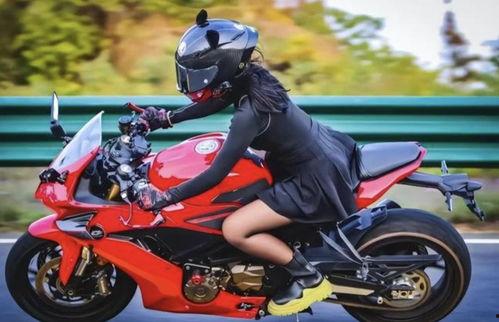摩托女网红怎么拍照好看,揭秘摩托女网红的摄影美学