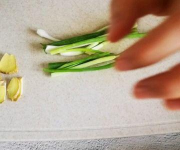 刚子吃哈密瓜,哈密瓜的甜蜜诱惑